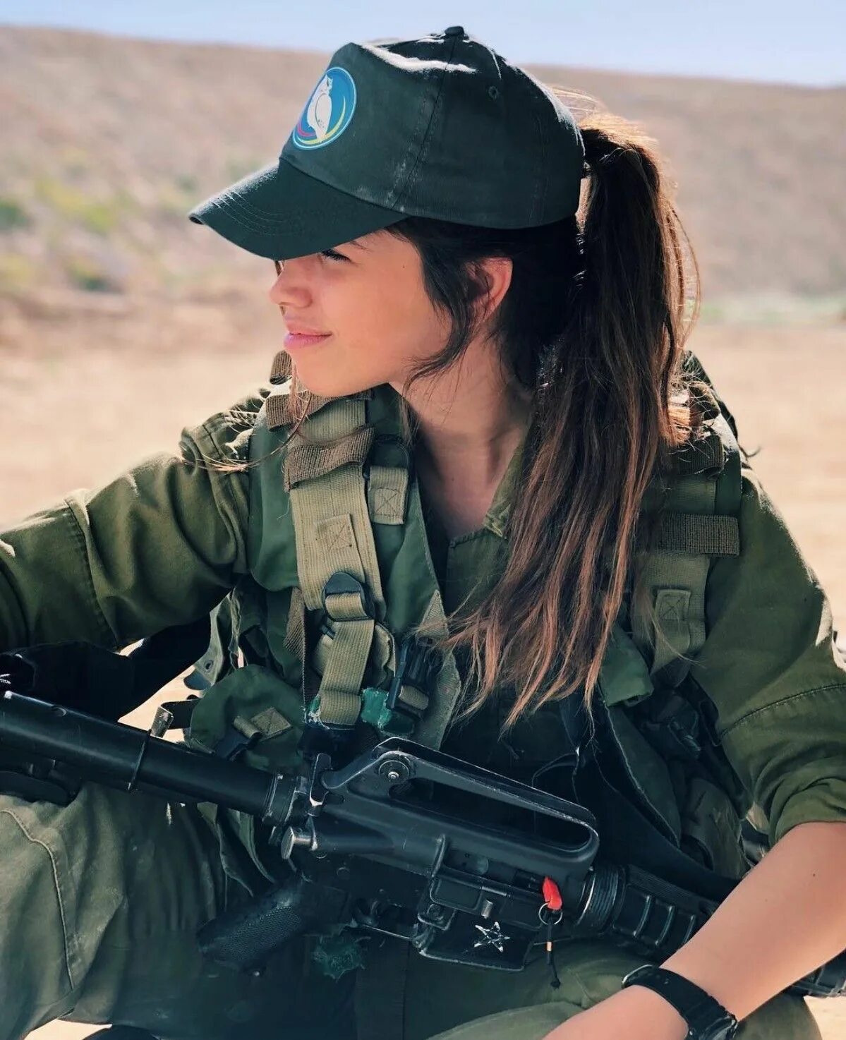 Woman defense. Кейт Рутман Военная Израиля. IDF - Israel Defense Forces - women. Девушки военные. Девушки в военной форме.