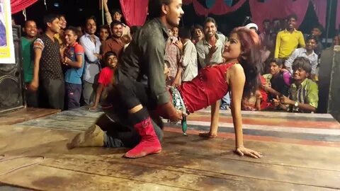 Desi Mujra dance in local wedding - YouTube