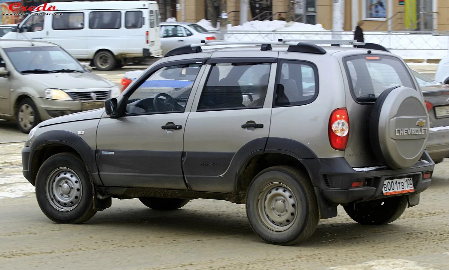 2123 купить новый. Chevrolet Niva 2123 лифт сафари. Нива 2123 автономер. Сборная модель Niva Chevrolet 2123.