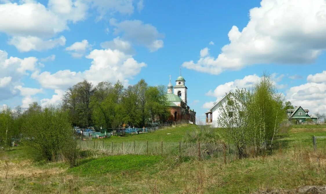 Старая волоколамская дорога. Церковь николая чудотворца в матренино. Погода в матренино волоколамского. Волоколамск матренино дом. Волоколамск станции матренино.