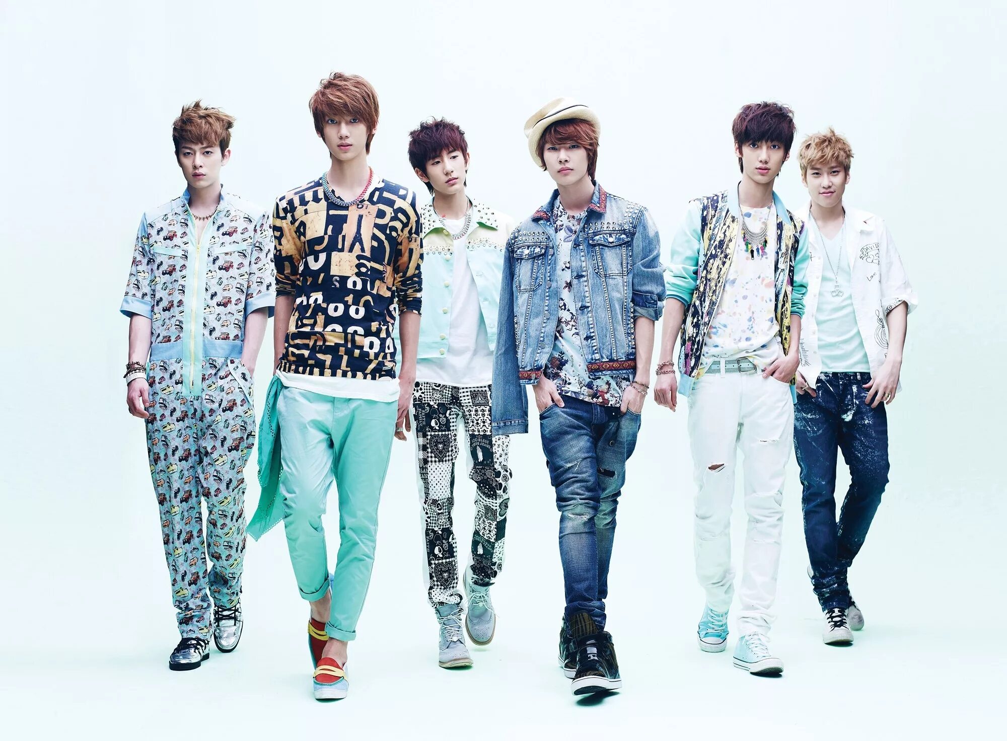 Группа boyfriend. Boyfriend in dress. O. Boyfriend kpop группа. Boyfriend группа корейская.