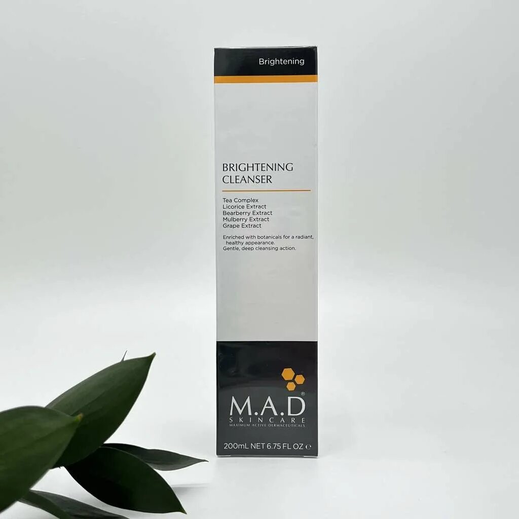 Brightening cleanser. Mad Skincare Brightening Cleanser. Крем Mad Skincare. Mad Brightening Gel. M.A.D. косметика.