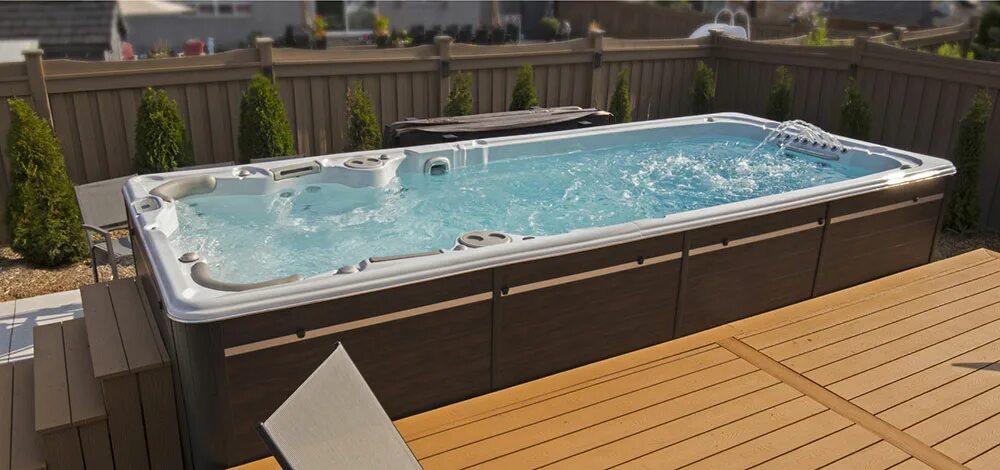 бесконечный бассейн. Swim spas. Swim spas. Swimming pool spa shower use. противоток для бассейна.