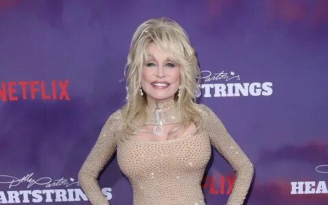 What is dolly parton's measurements