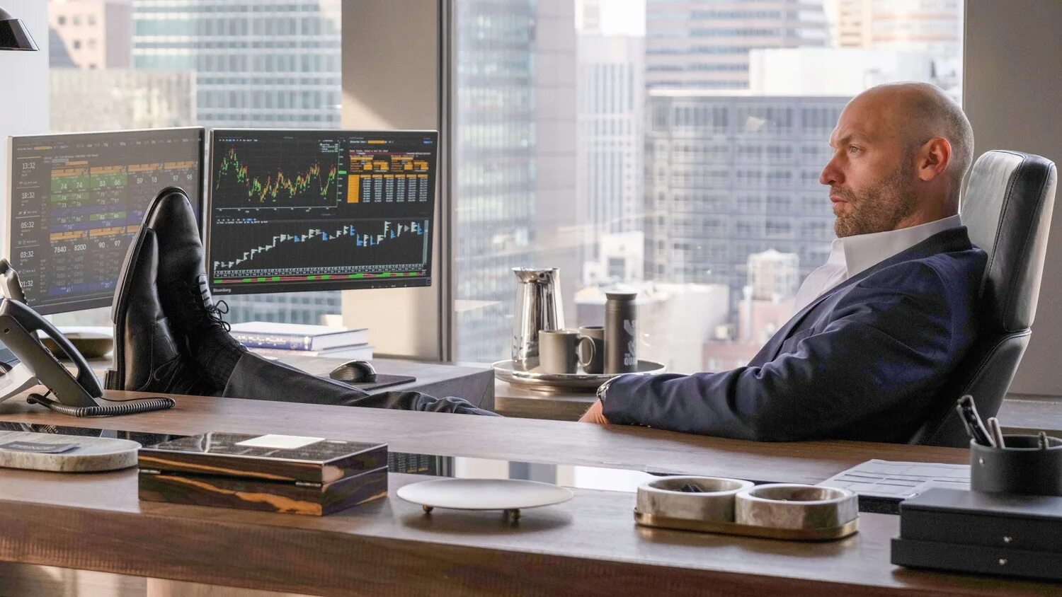 Сериал миллиарды 2022. Free collars kingdom фильм. Сериал миллиарды 2022. D billions фото участников. Миллиарды выход 7.