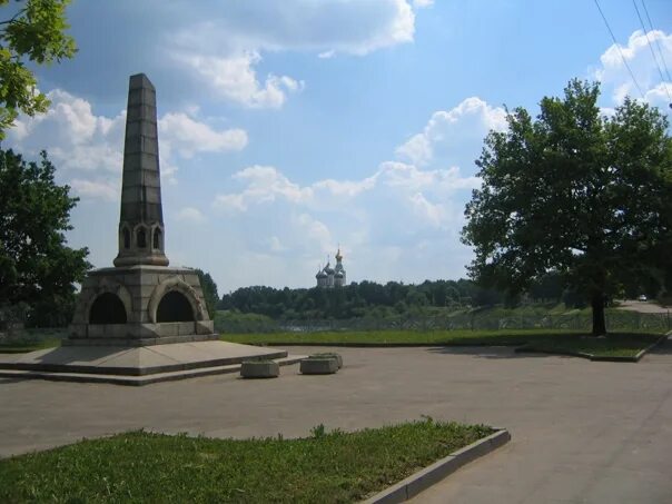 Памятник летию вологды. Памятник 800 летия вологды. обелиск 800 летия вологды. памятник 800 летия вологды окрестности. достопримечательности вологды памятник 800 летия.