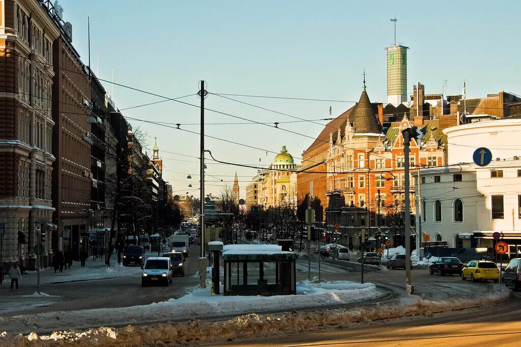 Улицы хельсинки. Улица хувилакату хельсинки. Хельсинки улицы. Хельсинки улицы окраины. Улица хувилакату хельсинки.