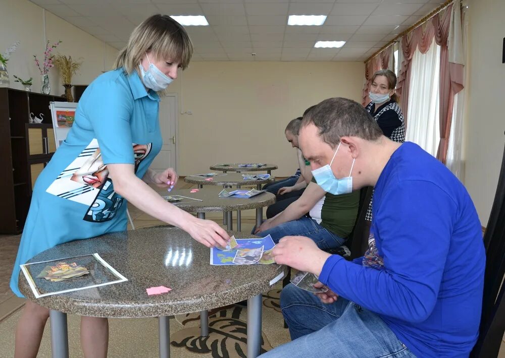 Камешково населения 2022. Камешково реабилитационный центр отделение. Социальная реабилитации гаврилина 11. Проведены занятие по. Проект профессионализм в моей семье.