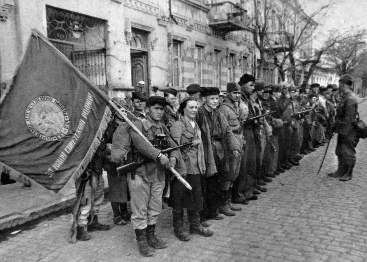 1 апреля 1944