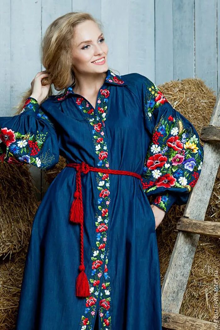 платье стилизованное в русском стиле. платье в русском стиле современное. наряды в русском стиле. платье в русском стиле. современное платье в народном стиле.