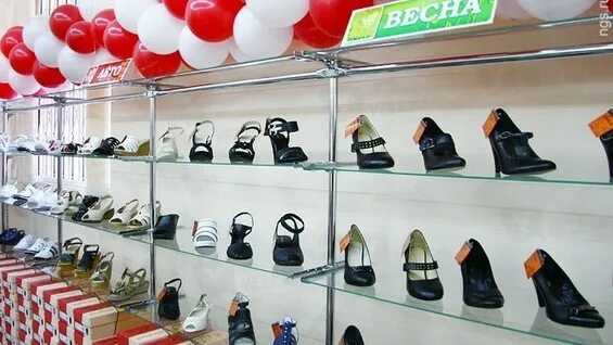 Обувь в омске магазины адреса. Монро обувь новосибирск. юничел. монро картинка магазин. обувь омск.