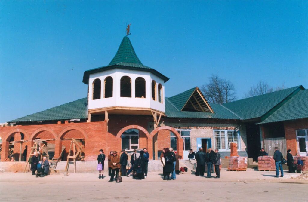 Автостанция малоярославец. Автостанция малоярославец. Автостанция малоярославец. Малоярославец автобусная станция. Малоярославец автовокзал остановка автобусов.