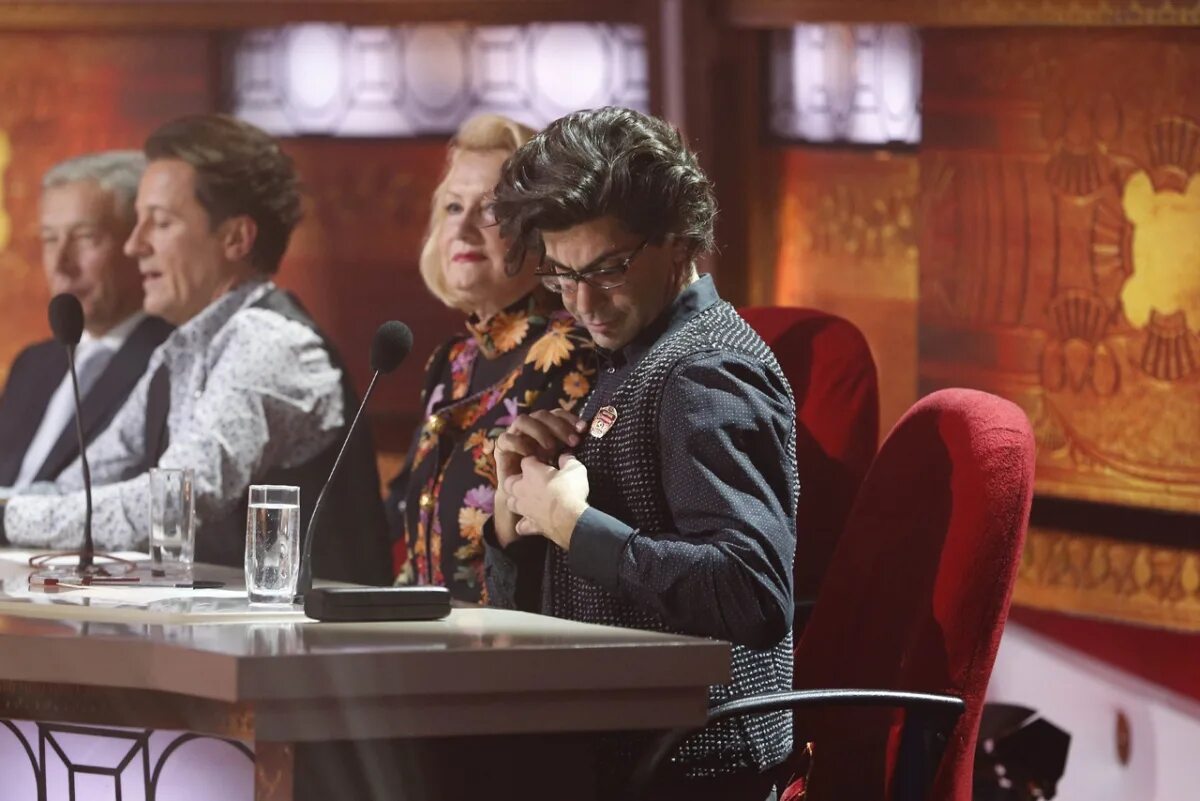 цискаридзе галина беляева. цискаридзе 2022. жюри николай цискаридзе танцы со звездами. цискаридзе танцы со звездами. цискаридзе николай танцы со звездами 2022.