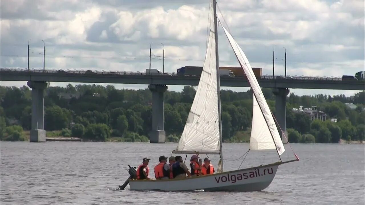 Попутный ветер воронеж. Попутный ветер база отдыха сафоново. Парусник на волге самара. Набор для вышивания попутный ветер. Попутный ветер воронеж.