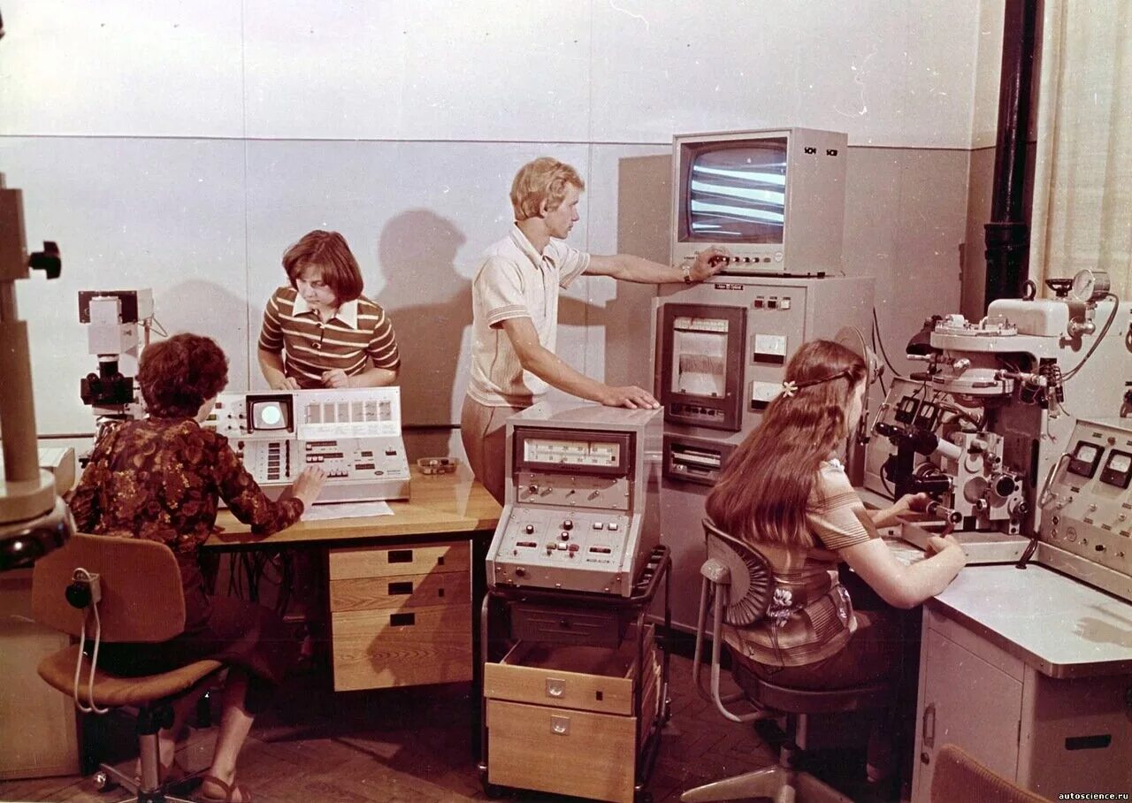 всеволод тарасевич поединок. представители науки в 1990 годы. духовная жизнь россии в 1990-е гг. российская наука ссср. компьютеры в школах в 90е.