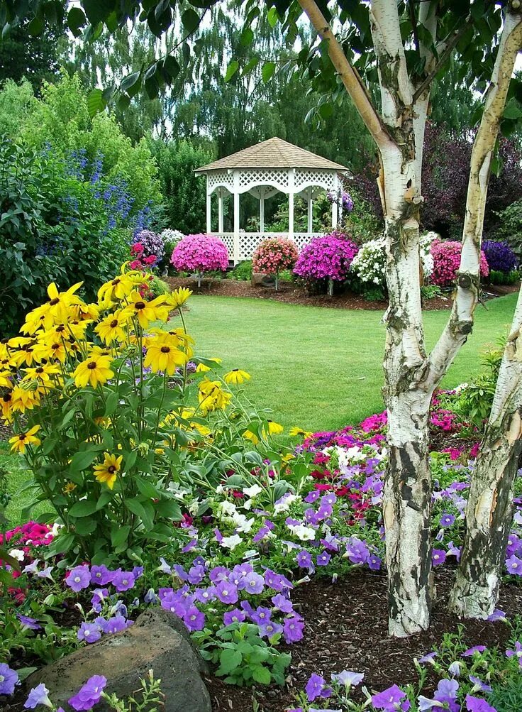 20 Beautiful Flower Bed Garden Design Ideas For Your Home Yard Small flower gard
