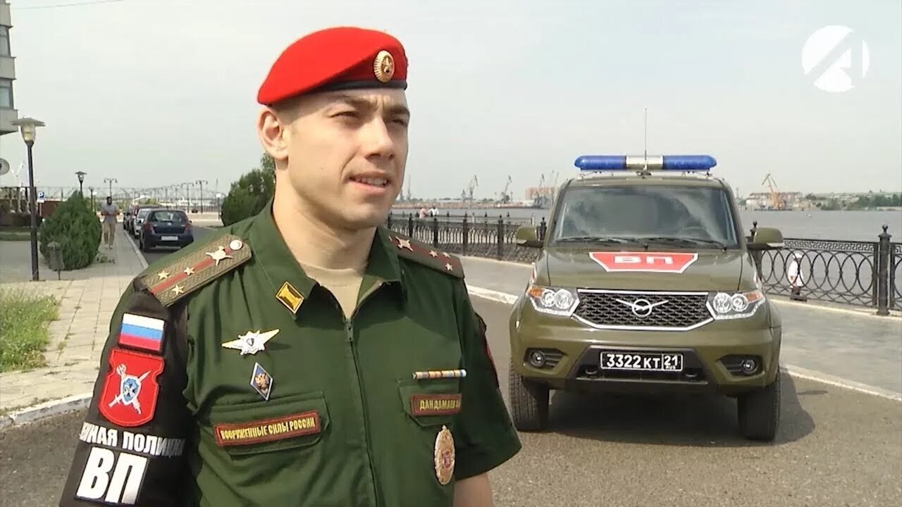 Военная полиция. Форма военной полиции. Военная полиция РФ форма. Инспектор военной полиции. Полиции остановите военные