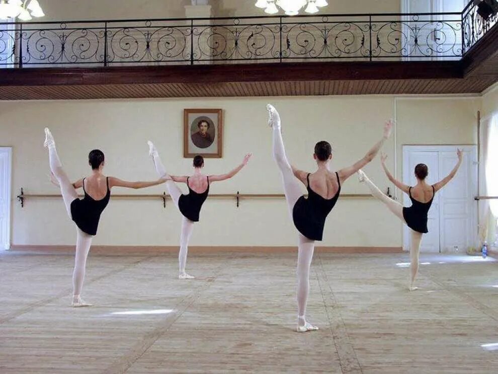 Академия балета Вагановой. Балерины Академии Вагановой. Классический танец Академия Вагановой. Vaganova Ballet Academy 2 класс.