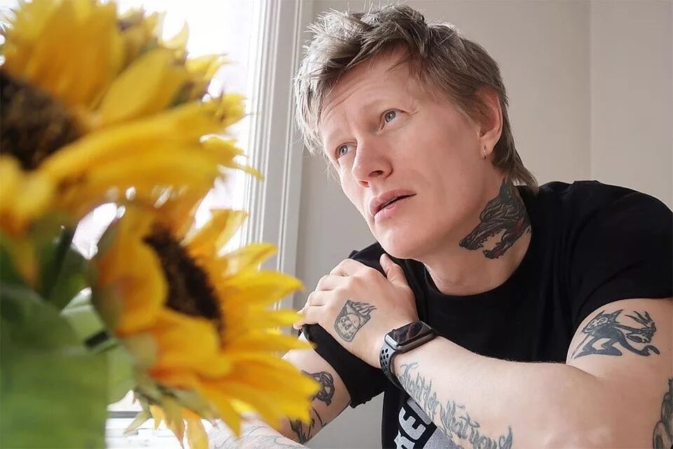 Лиссов ушел из little. Лиссов little big. Антон лиссов ушел из little big. Jane air вокалист. Лиссов влог.