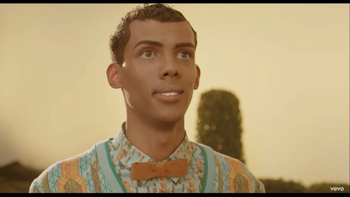 Papaoutai текст на русском. Стромае Papaoutai. Stromae 2022. Stromae 2021. Стромае уте папа уте.