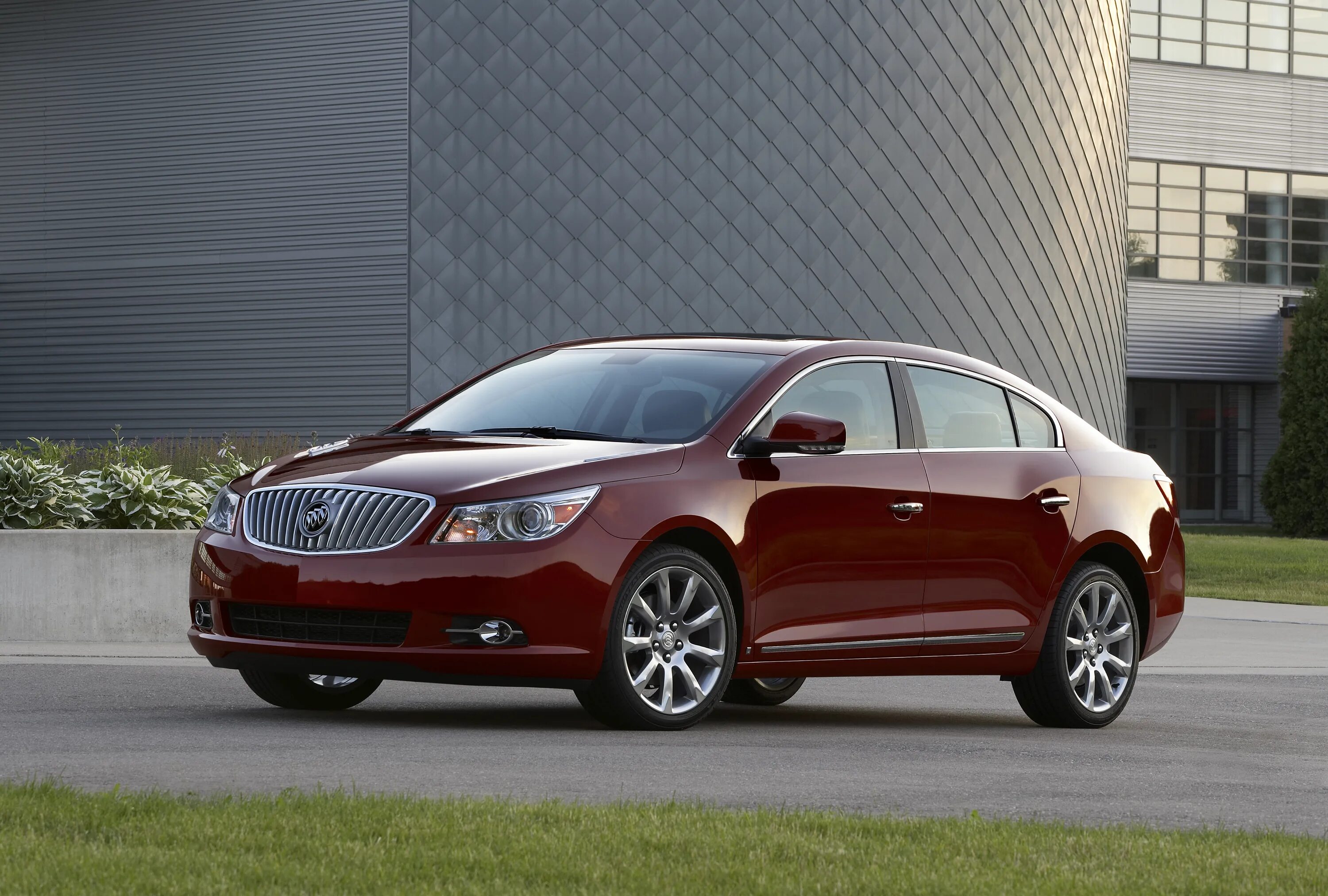 Американский рынок машин. Buick Lacrosse 2010. Buick Lacrosse 2009. Бьюик лакросс. Buick Lacrosse 2013.