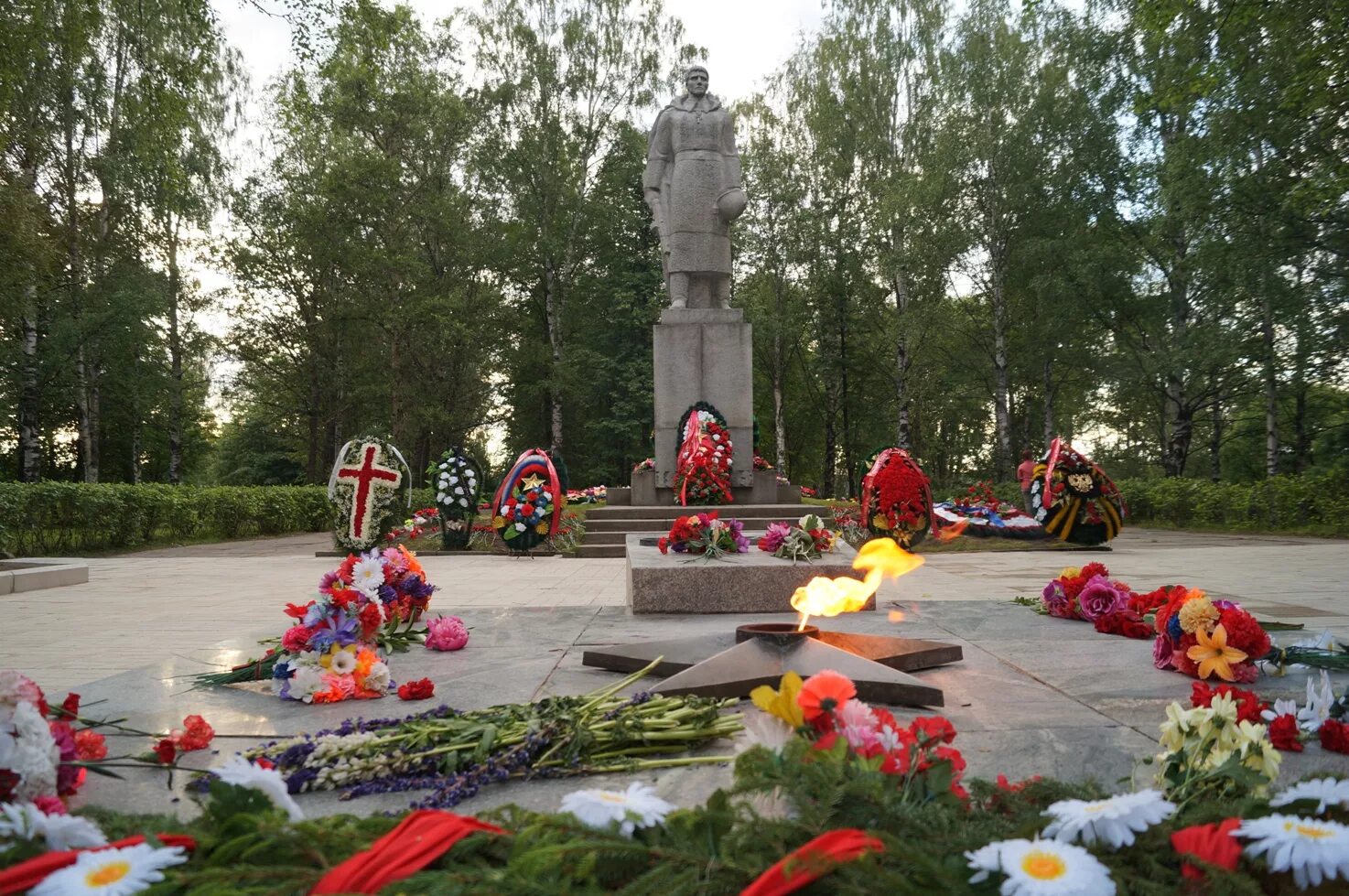 День свирской победы. День свирской победы. День свирской победы. Мемориального парка "свирская победа. Памятники в парке свирской победы лодейное поле.