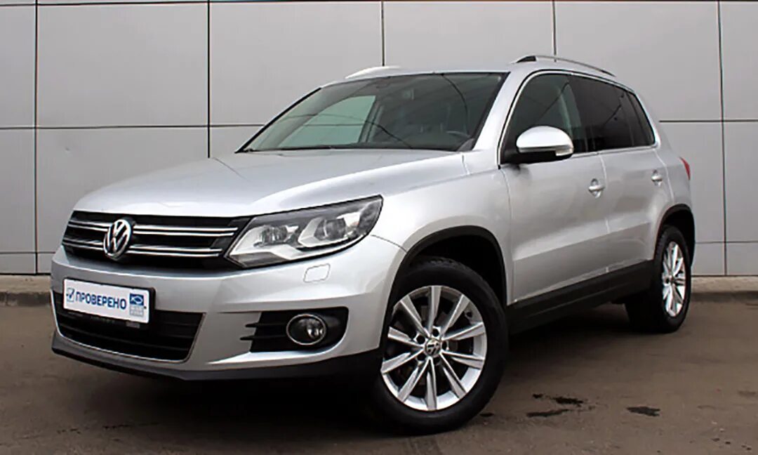 Купить фольксваген тигуан 2012 год. VW Tiguan 2012. Volkswagen Tiguan i 2012. Фольксваген Volkswagen Tiguan 2012. Тигуан Фольксваген 2012г.