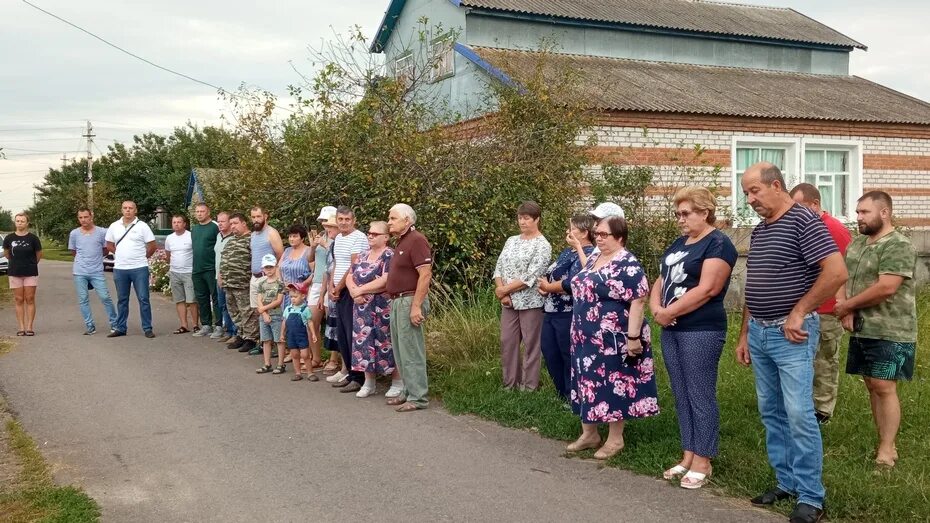 Рп5 мамон воронежской. Мемориальное кладбище в с.верхний Мамон,Воронежская область. Донская новь верхний Мамон. Верхний Мамон 60 лет октября 16.