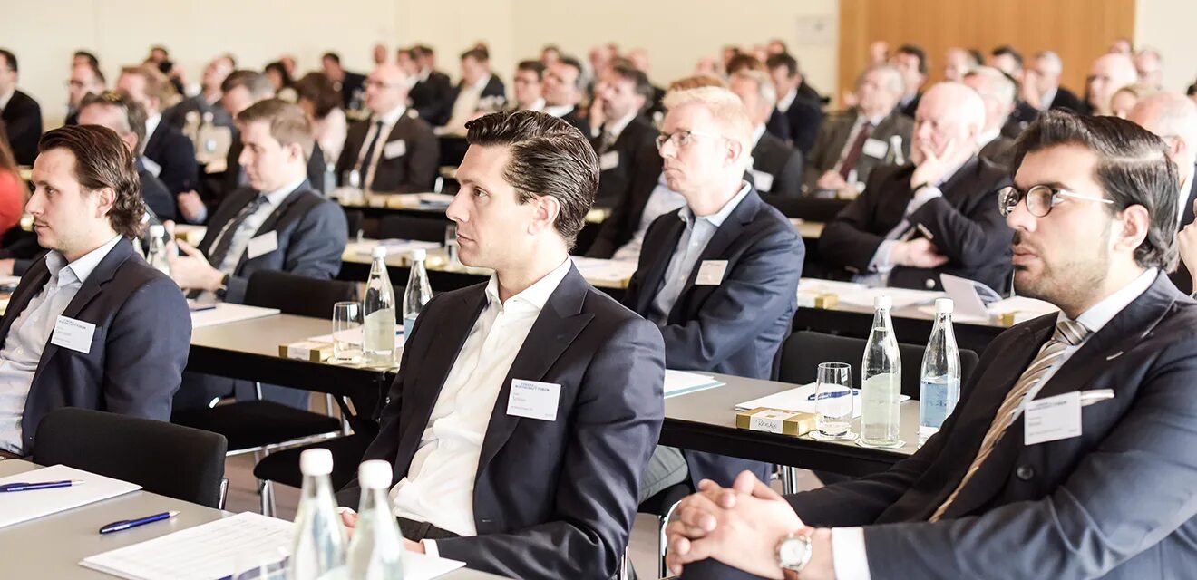 Видео матрикс. Invest ag. Инвестиции логотип. Нордик инвестмент. Братухин сергей борисович президент инвест аг.