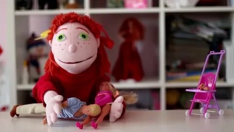 Sofia puppet video original
