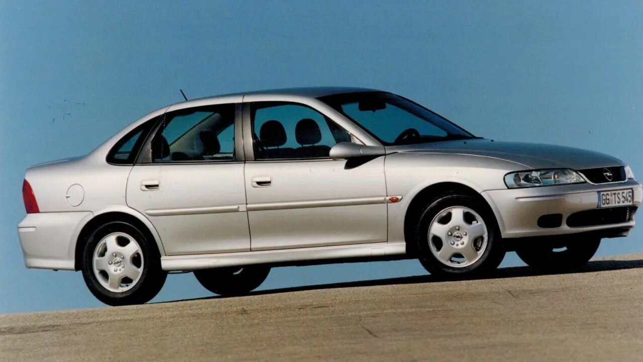 Опель вектра б 2000г. Opel Vectra b. Opel Vectra 1999 седан. Опель Вектра хэтчбек 2000. Opel Vectra 2000 2.5.