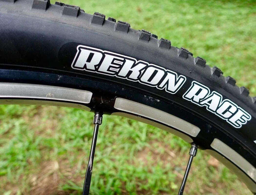 Maxxis Rekon Race 29x2.25. Maxxis Recon Race 29x2.2. Maxxis Rekon Race 27.5x2.25. Maxxis Recon Race 29 2.25. Maxxis recon race