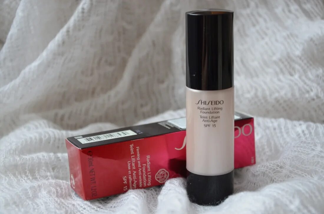 Тональный крем Shiseido Radiant. Shiseido тональный крем Radiant Lifting Foundation SPF 15 30 мл. Shiseido Radiant Lifting Foundation Teint liftant Anti-age SPF 15. Тональный крем Shiseido Radiant Lifting оттенки. Shiseido radiant