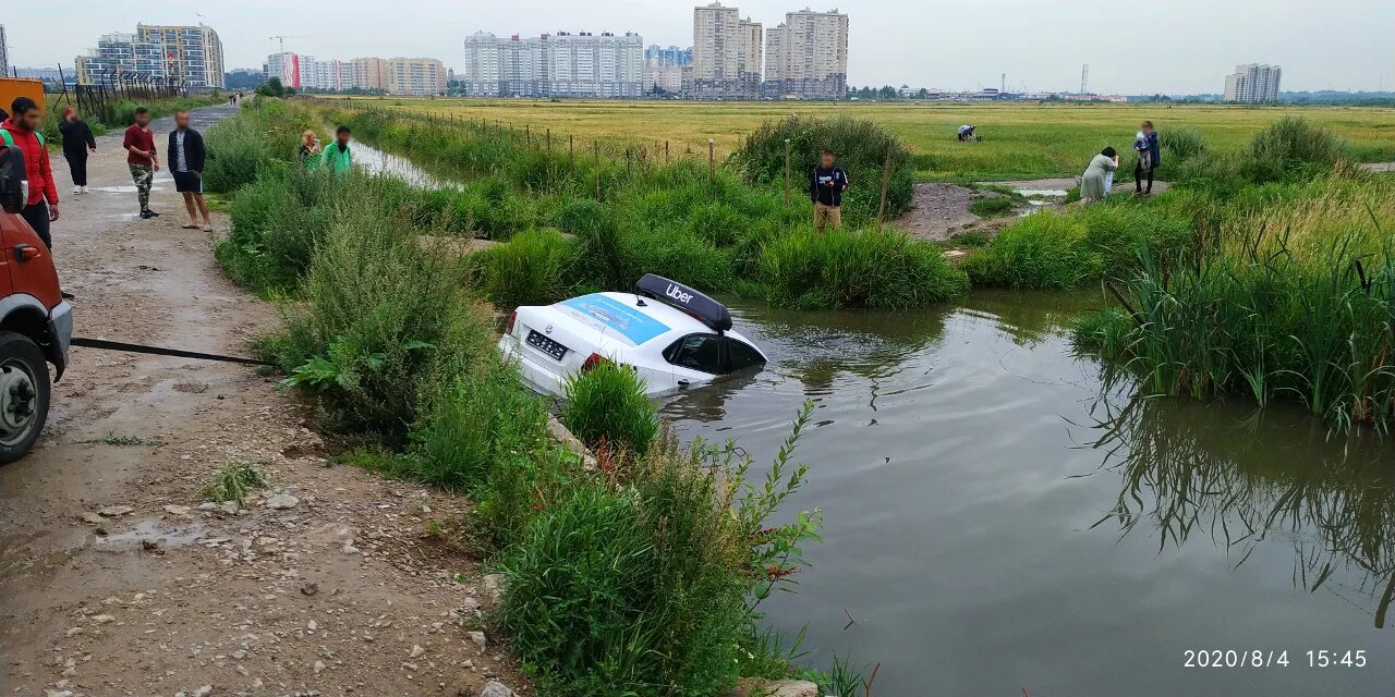 Погода мурино ленинградской на неделю. Парк в Буграх и Мурино. Парк между Мурино и буграми. Дороги с буграми. Лужа в Мурино.