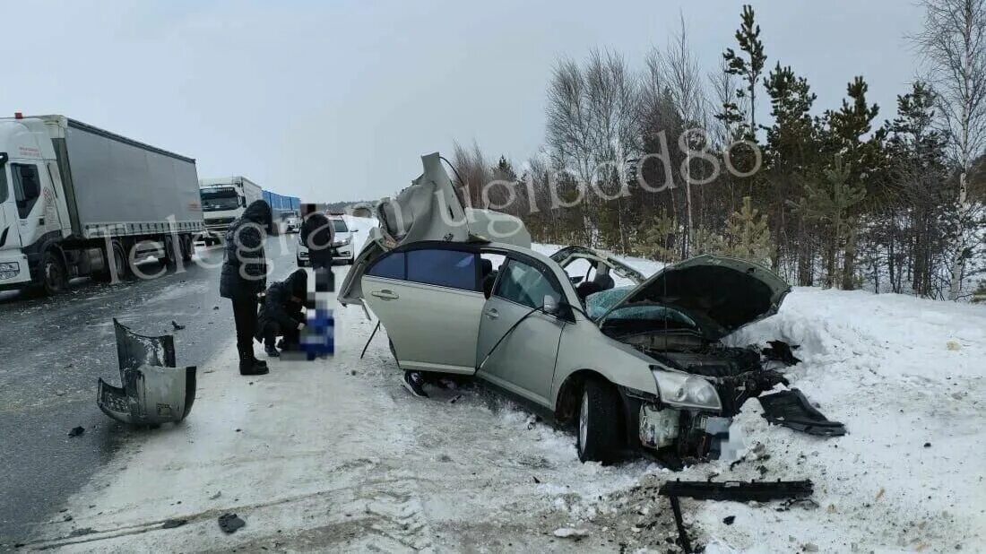 Авария сегодня сургут когалым. Авария на трассе Сургут Салехард. ДТП трасса Сургут Салехард.