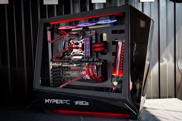Hyper последняя версия. Hyperpc aerocool. корпус aerocool hyperx. корпус хайпер пс. игровой блок hyperx.
