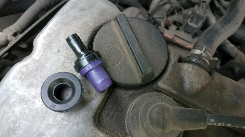 4. 8. Клапан вентиляции картерных газов passat b3. Клапан системы вентиляции картерных газов. Ауди 2.