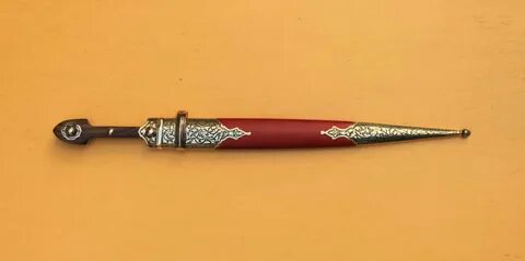 Заказной кинжал (артикул К-163), с клинком с двумя узкими долами и прибором...