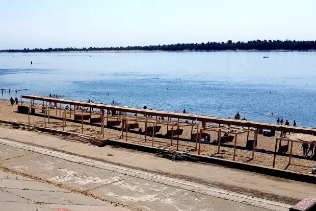 Волгоград советский вода. Набережная Тулака. Пляж на Тулака Волгоград. Набережная Тулака Волгоград. Нижняя набережная Тулака.