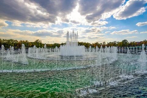 Самые красивые фонтаны в москве