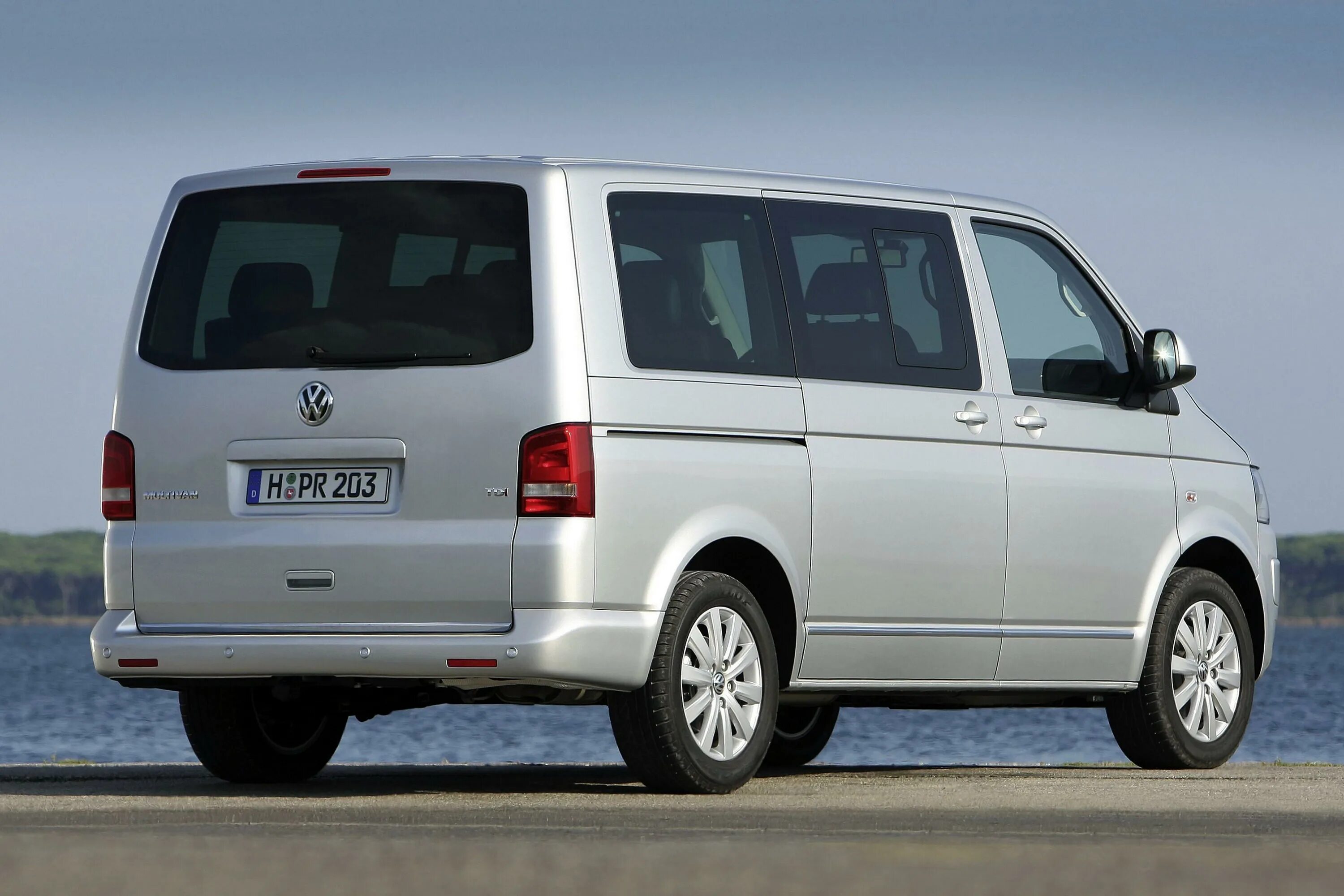 Wv каравелла t5. Caravelle t5. 5. Caravelle t5. Минивэн фольксваген 2010.