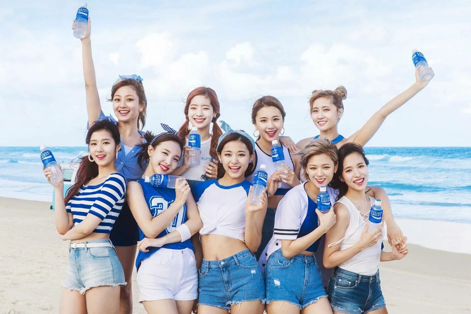 Твайс. Группа твайс. Twice группа корейская. Группа twice участницы. Twice with you th