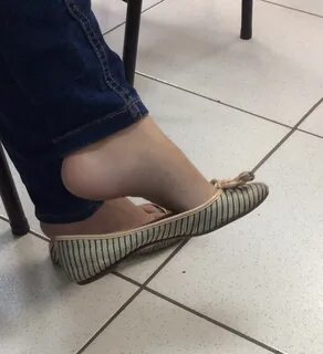 feet creepshots.