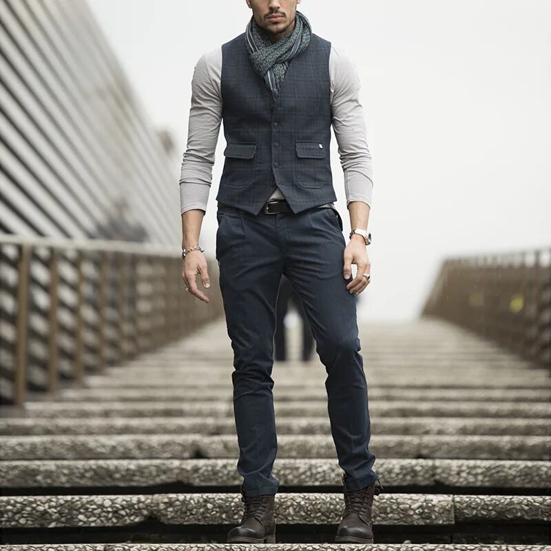 Street style man тренч. Кэжл мужской. Кэжуал стиль мужской. Casual стиль мужской. Casual стиль 2022-2023 men.