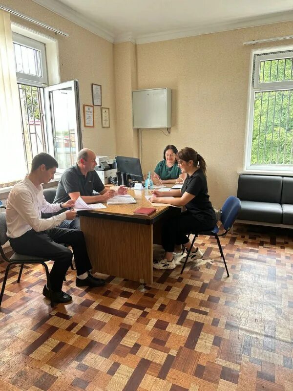 Загс владикавказ баллаева. Куважукова залина мухамедовна. Усзн рсо алания. Министр труда и социального развития рсо-алания алина айдарова. Эмблема соцзащиты ромашка.