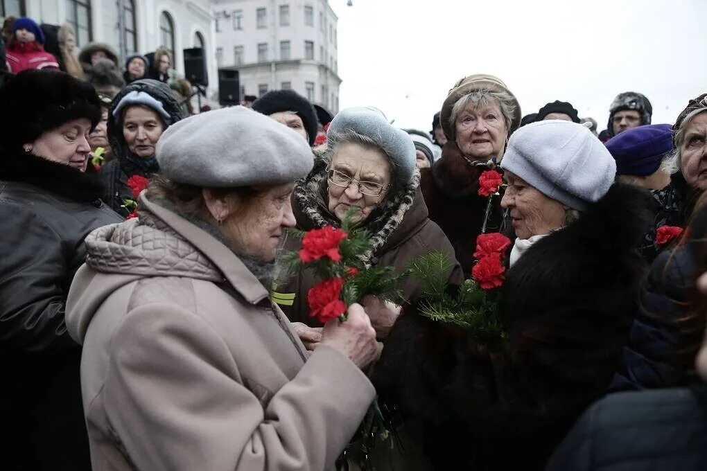 80 летие блокады ленинграда 2025. 28 января блокада ленинграда. празднование дня снятия блокады ленинграда. участники освобождения ленинграда от блокады. освободители блокады.