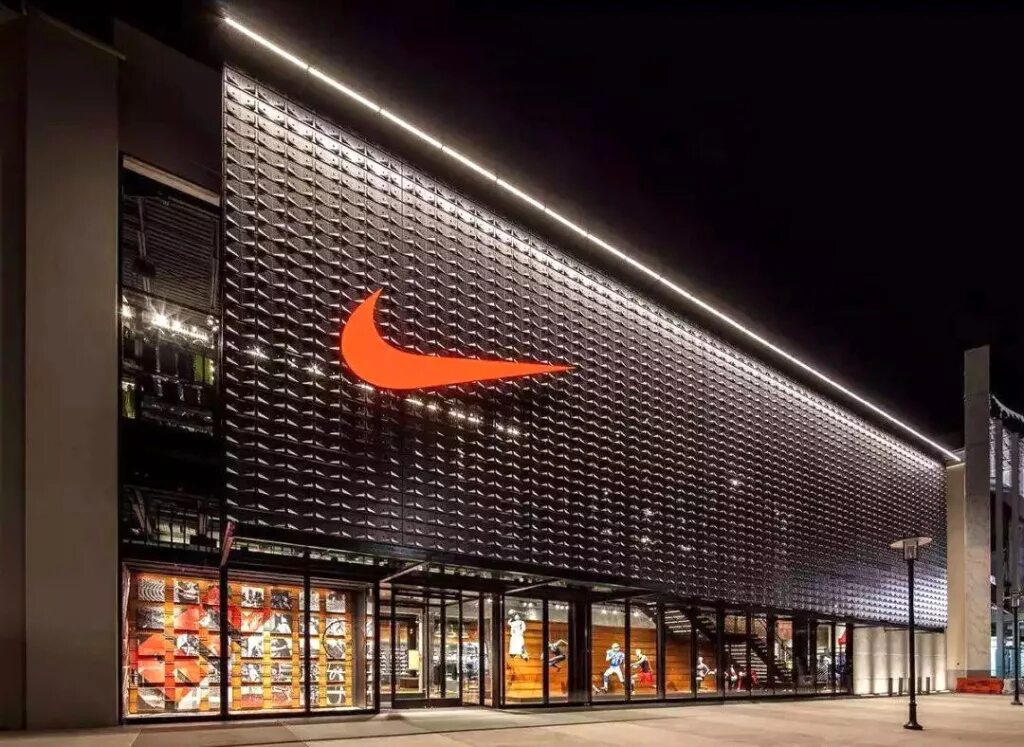 Найк где магазины. Главный офис найк в США. Компани Nike. Nike Store fasad. Главное здание найк.