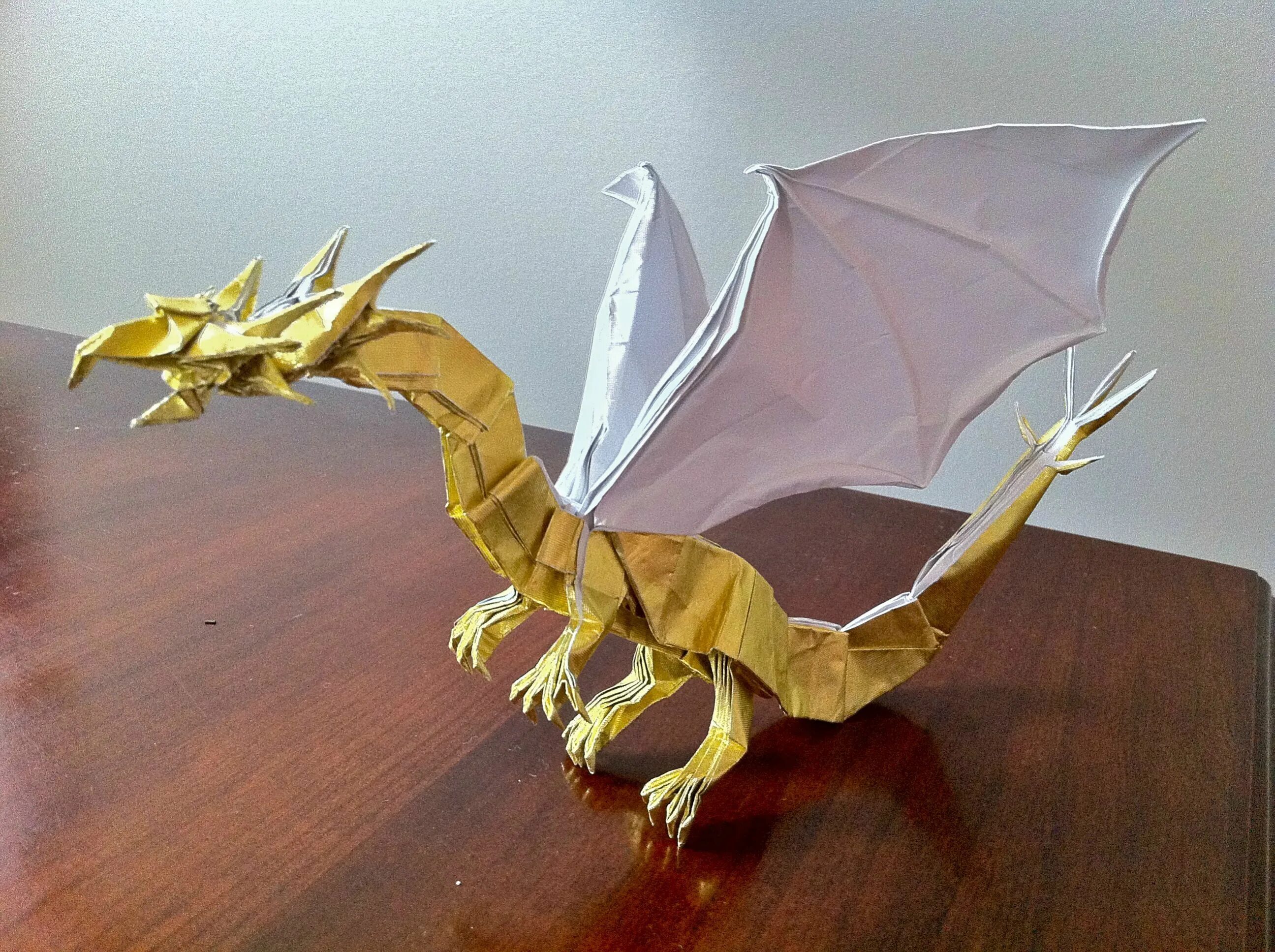 Дракон из бумаги без. Western Dragon Shuki Kato. Поделка дракон. Голова дракона из бумаги. Дракон из бумаги на руку.