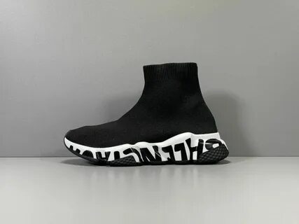 Balenciaga graffiti