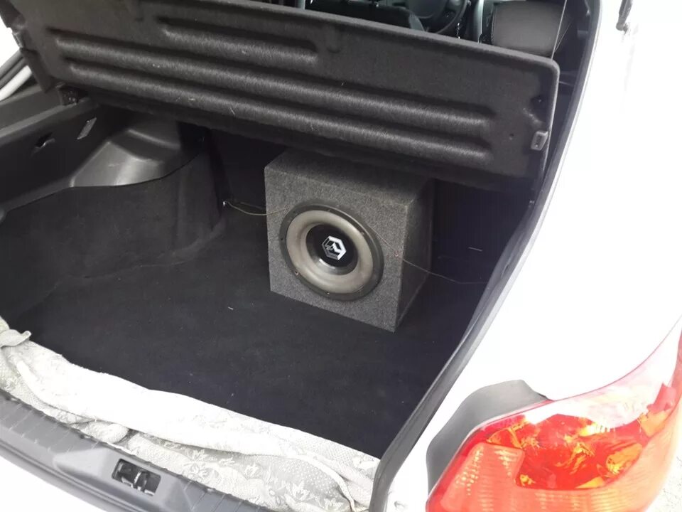 Сабвуфер в гранту. Сабвуфер в гранту. Стелс сабвуфер гранта седан. Сабвуфер в гранту. Сабвуфер в гранту.